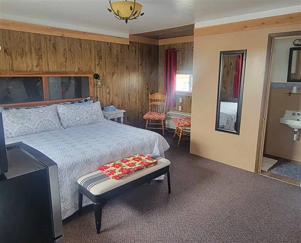 Sundown Motel: 