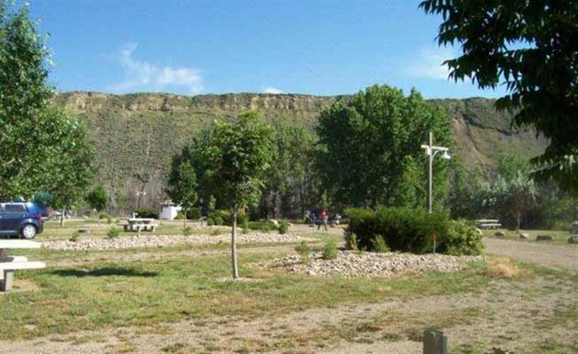 Canoe Launch Campground: campground