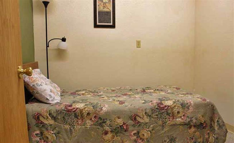 Rusty's B&B: guest room