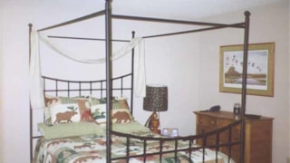 Montana Sunrise Lodge: Bedroom