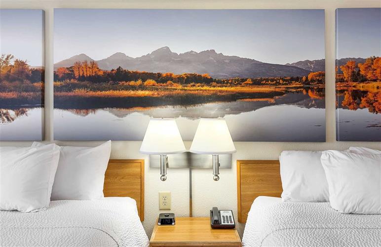 Days Inn: 