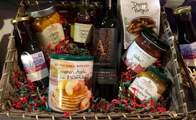 Brooks Market and Deli: 